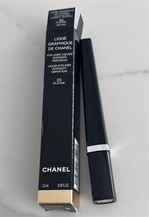 chanel ligne graphique de chanel liquid eyeliner|chanel eyeliner longwear.